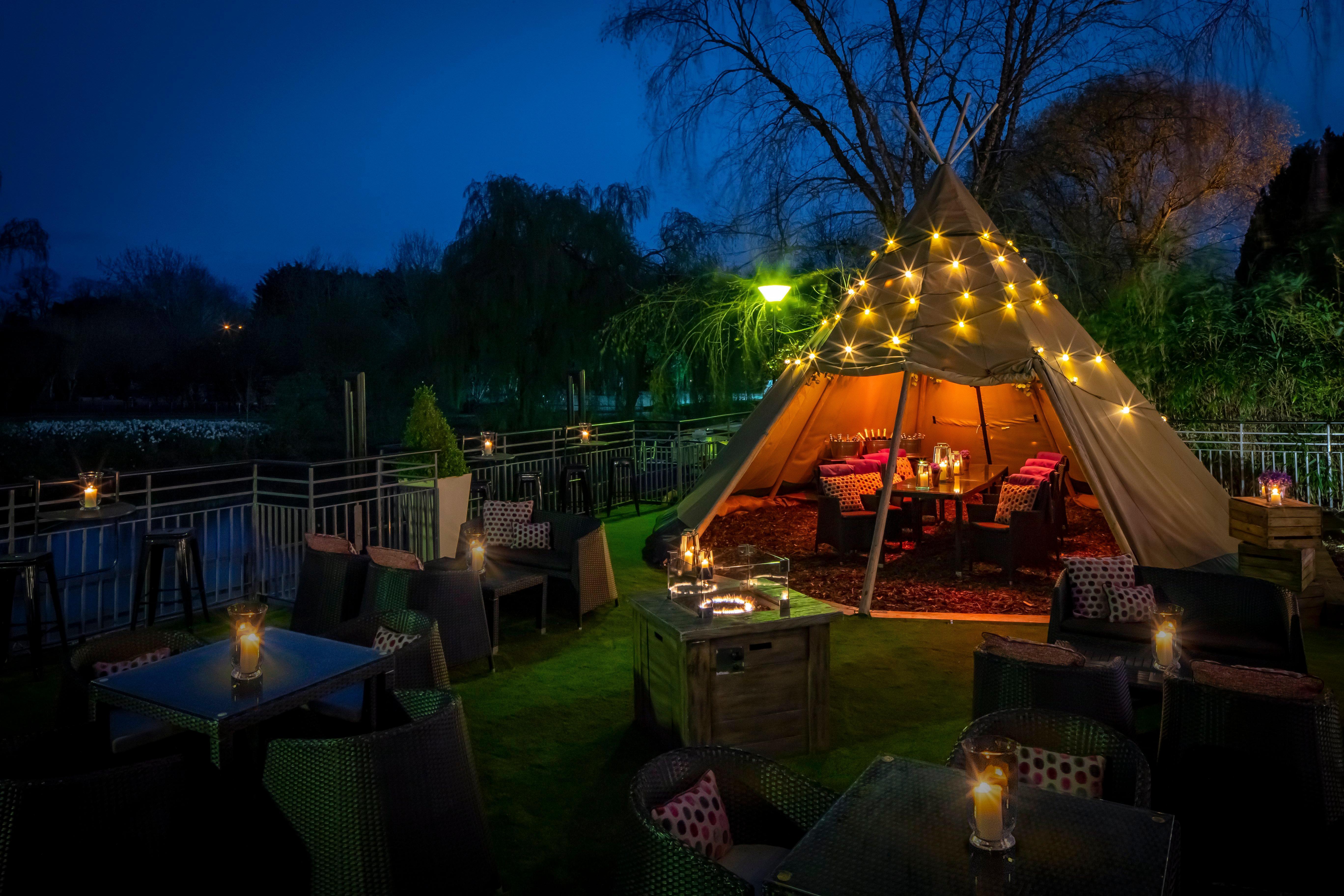 Crowne Plaza Stratford-Upon-Avon By Ihg Hotel Exterior photo