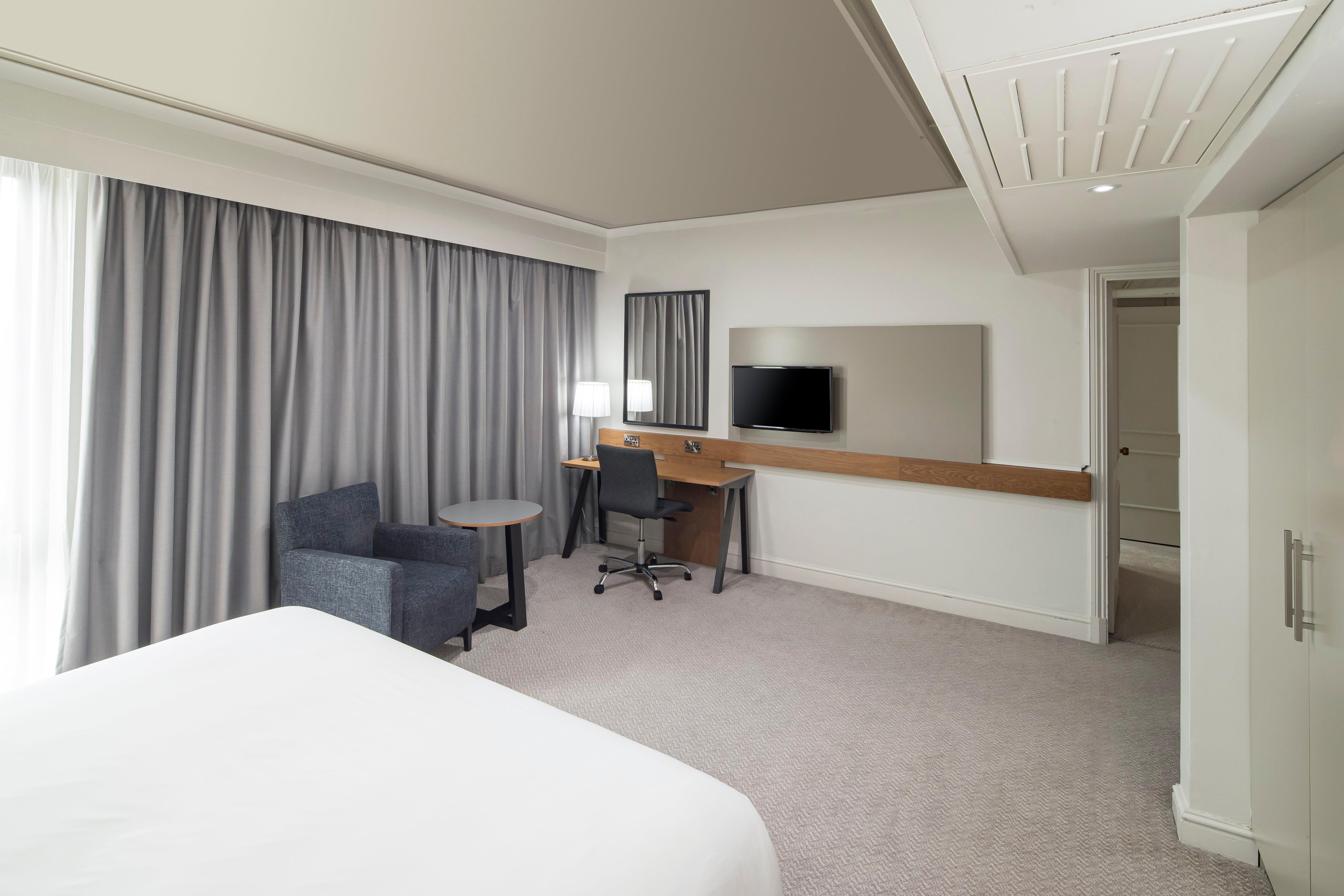 Crowne Plaza Stratford-Upon-Avon By Ihg Hotel Exterior photo