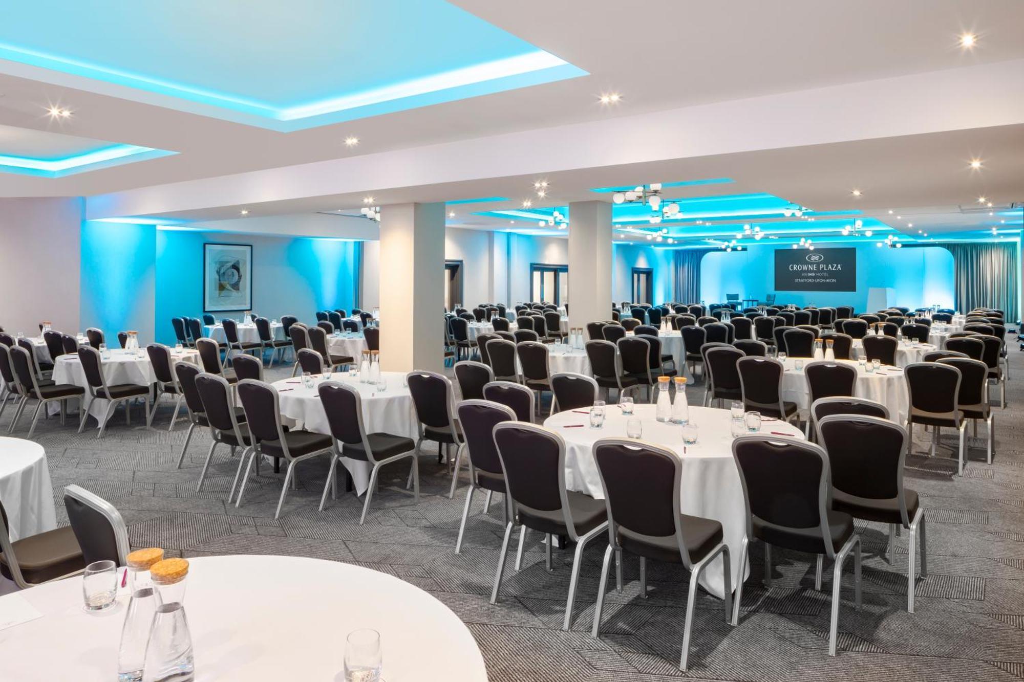 Crowne Plaza Stratford-Upon-Avon By Ihg Hotel Exterior photo