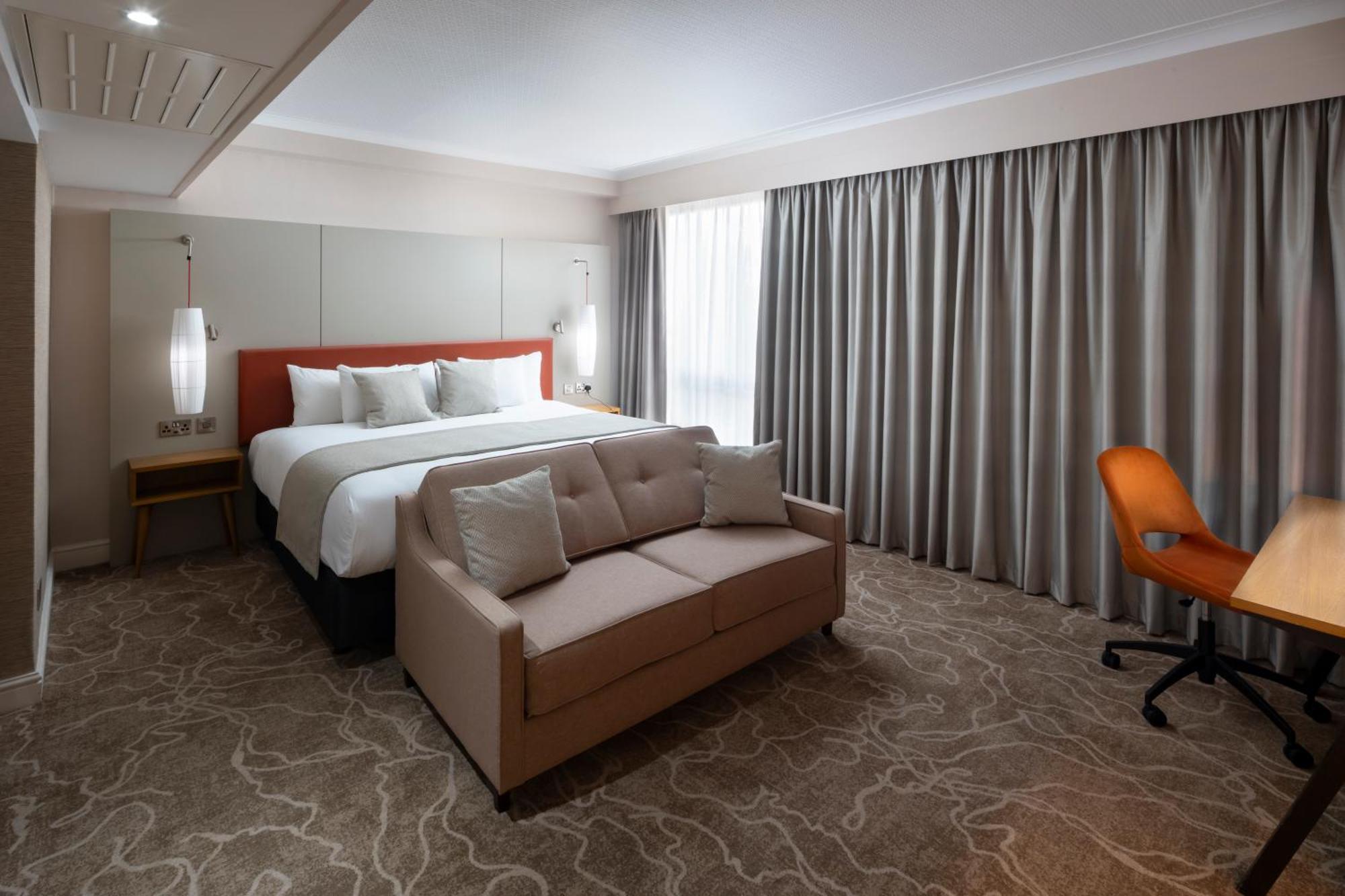 Crowne Plaza Stratford-Upon-Avon By Ihg Hotel Exterior photo