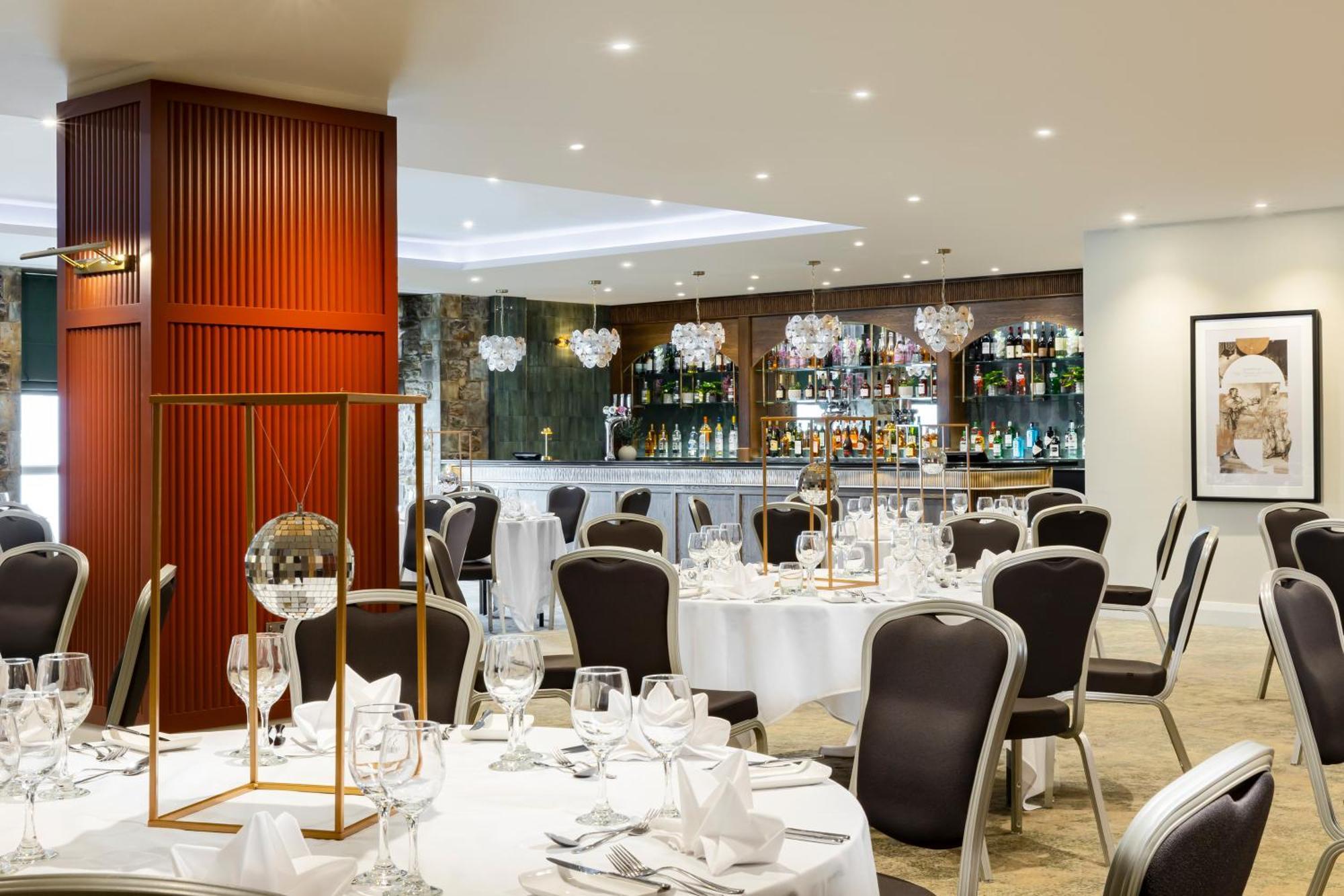 Crowne Plaza Stratford-Upon-Avon By Ihg Hotel Exterior photo